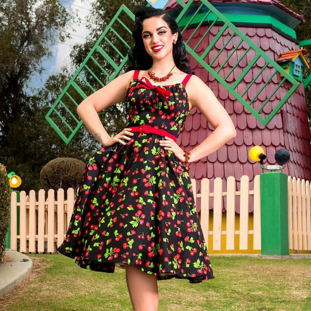 Pinup Couture Molly Swing Dress - Black Cherry Rockabilly 1960s PUG Punk Retro - Picture 2 of 8